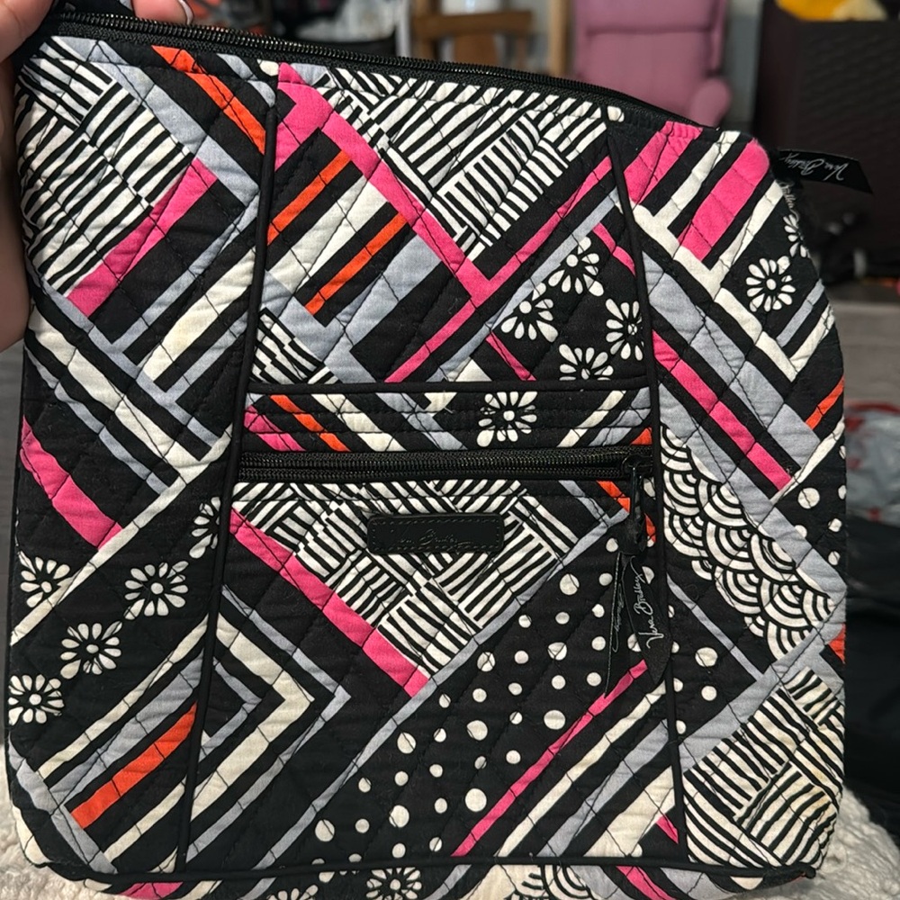 Vera Bradley, multi colored crossbody bag